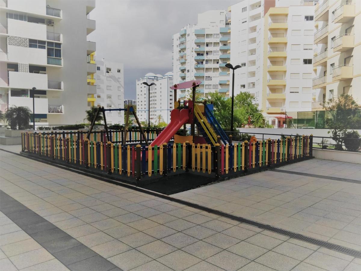 Apartamento Na Praia Com Estacionamento Portimão Eksteriør billede