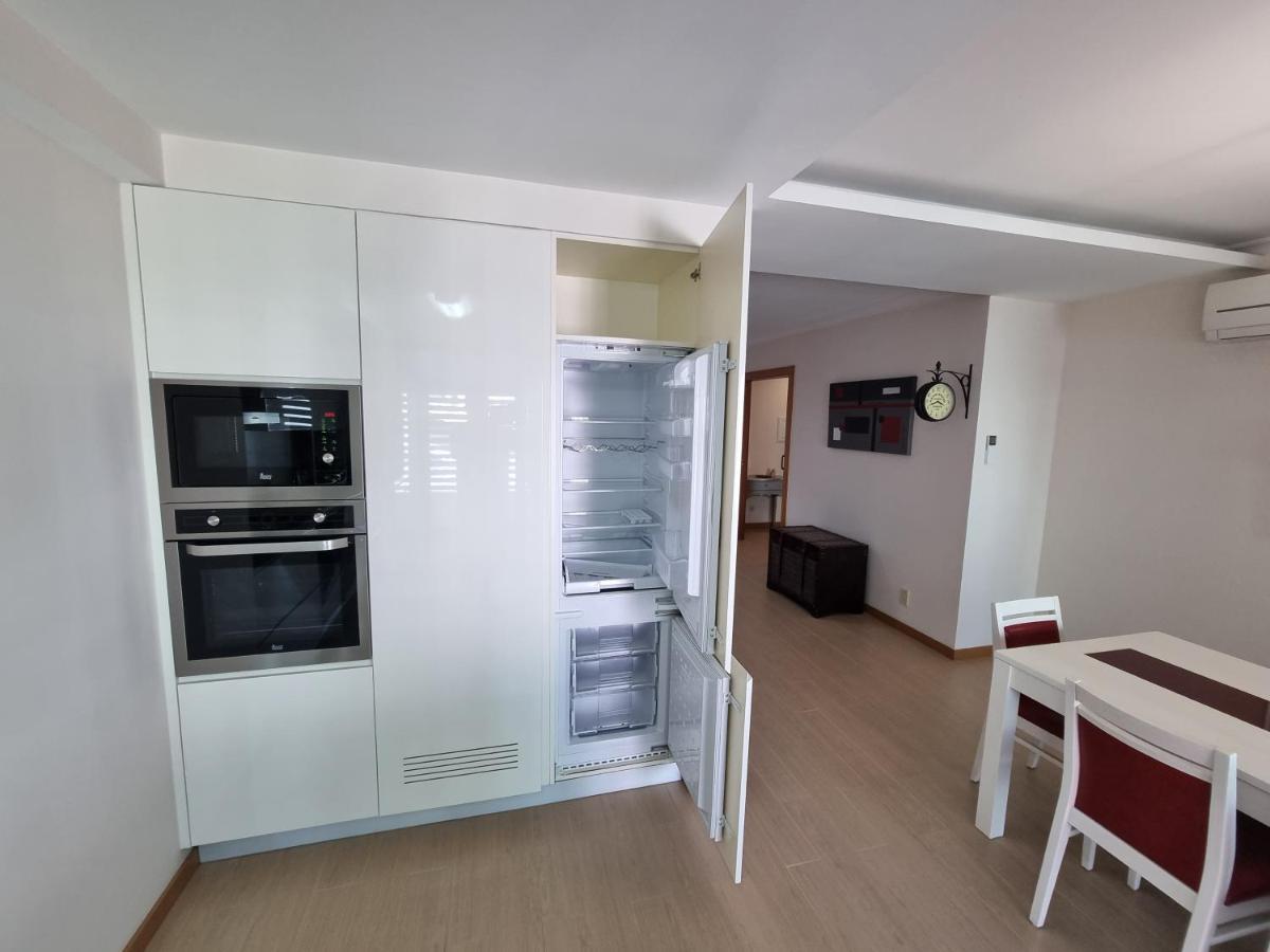 Apartamento Na Praia Com Estacionamento Portimão Eksteriør billede